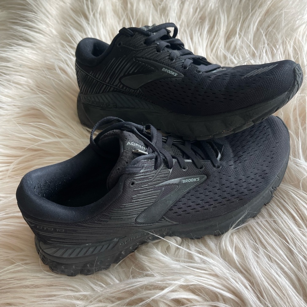 Brooks Adrenaline
